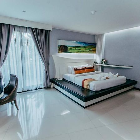 Mantra Varee Hotel Khon Kaen Exteriör bild