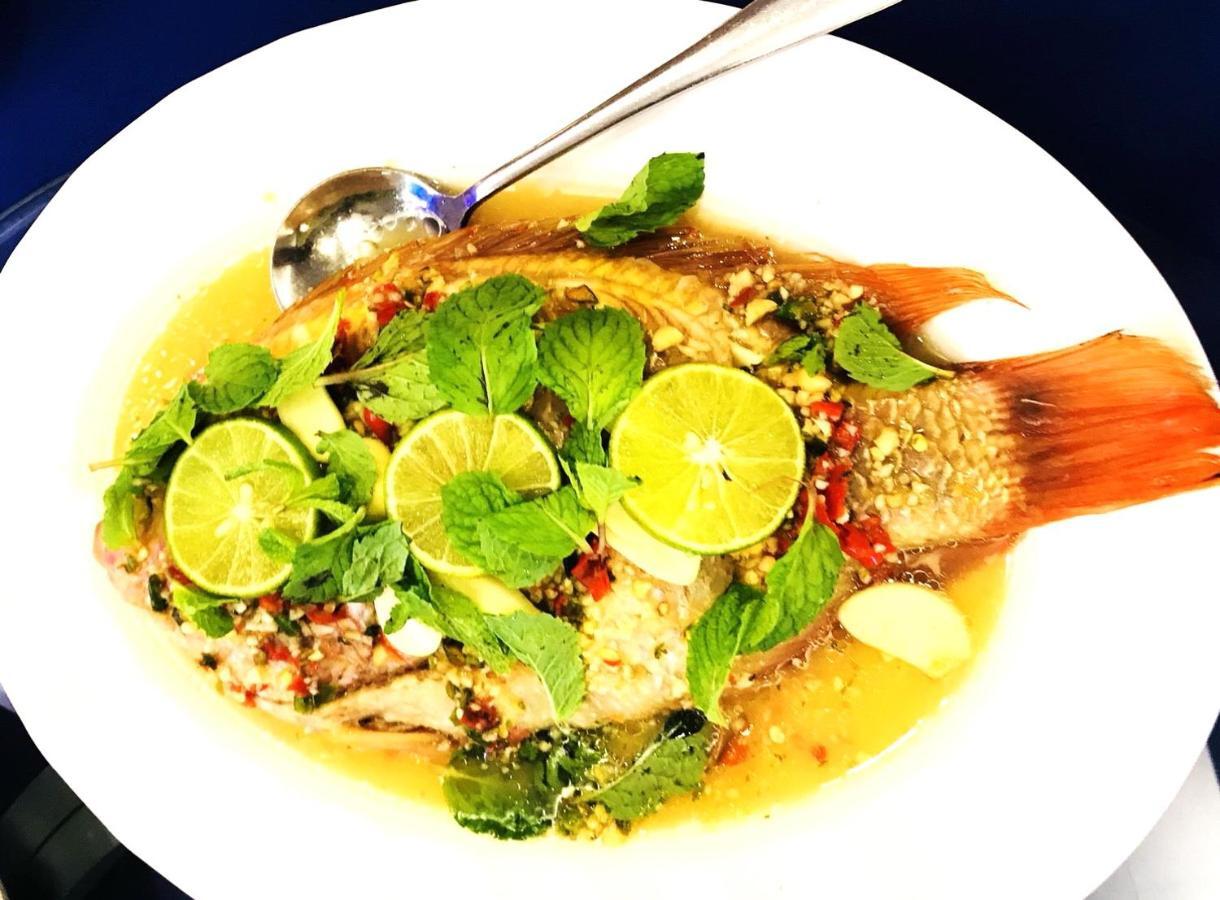 Mantra Varee Hotel Khon Kaen Exteriör bild